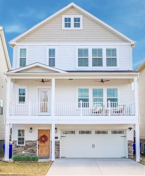 Exterior - Sojourn | EastBay Gateway with Game Room (Norfolk)