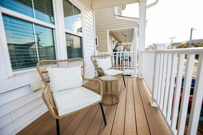 Terrace/patio - Sojourn | EastBay Gateway with Game Room (Norfolk)