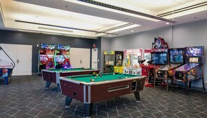 Spielezimmer