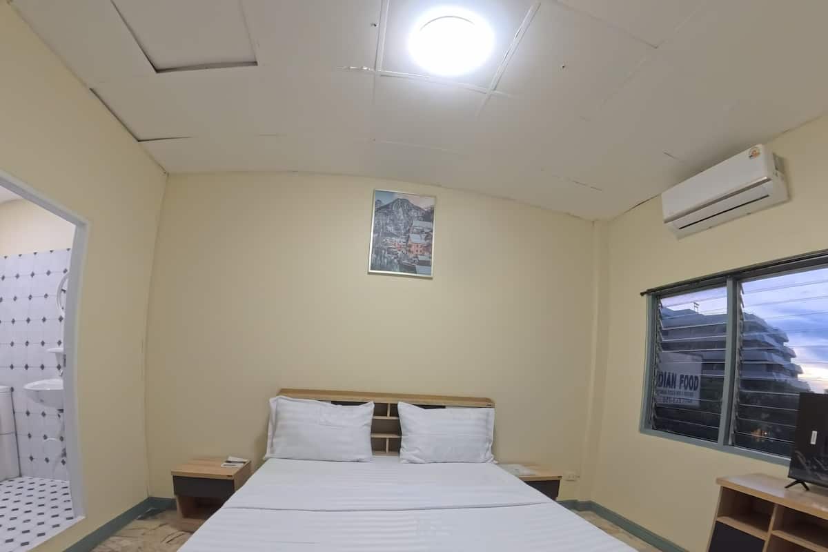 Standard Double Room, City View | In-room safe, desk, laptop workspace, free WiFi
