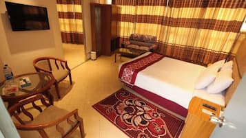 Deluxe Double Room, Balcony, Beach View | Bathroom | Bathtub, free toiletries, towels, soap