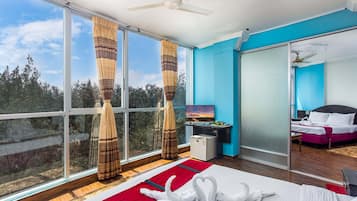 Deluxe Double Room, Balcony, Beach View | Free WiFi