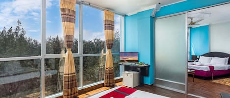 Deluxe Double Room, Balcony, Beach View