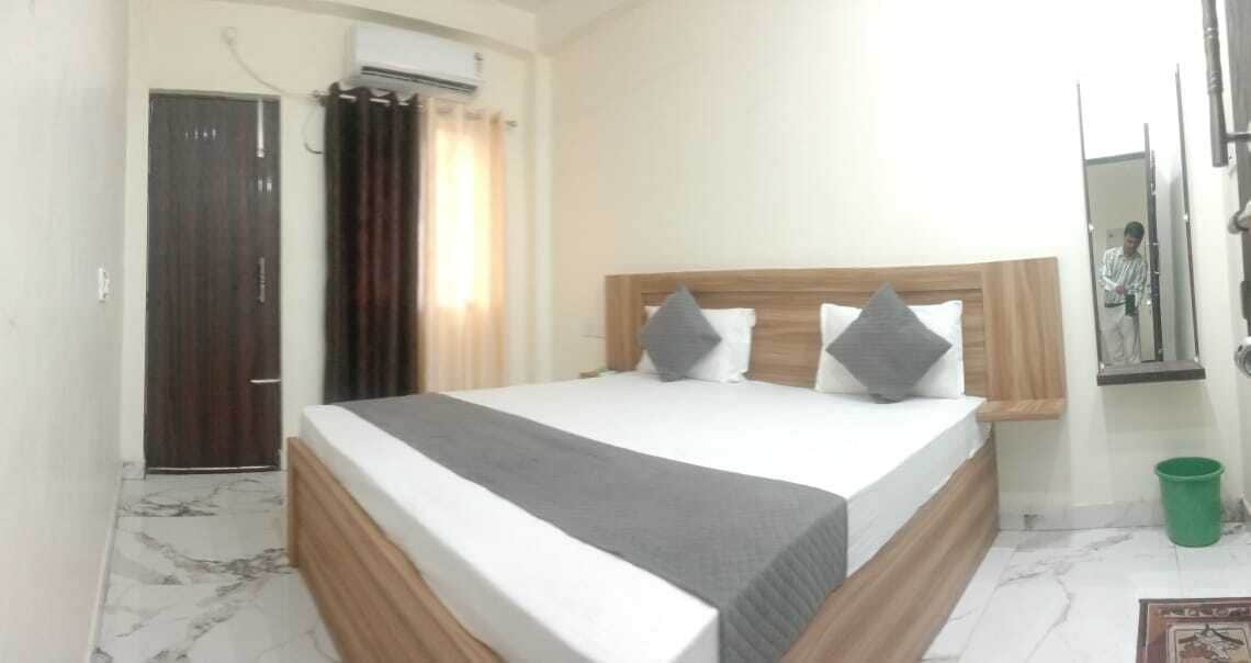 Executive Room | Desk, free WiFi