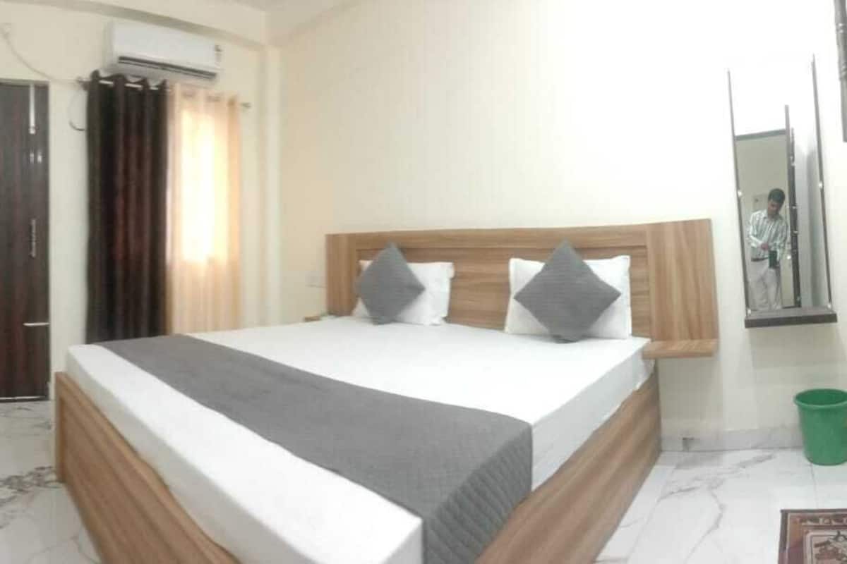 Executive Room | Desk, WiFi (free)