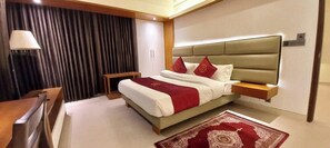 Soundproofing, free WiFi - Royal Pearl Apartment&Suites Cox's Bazar (Cox's Bazar)