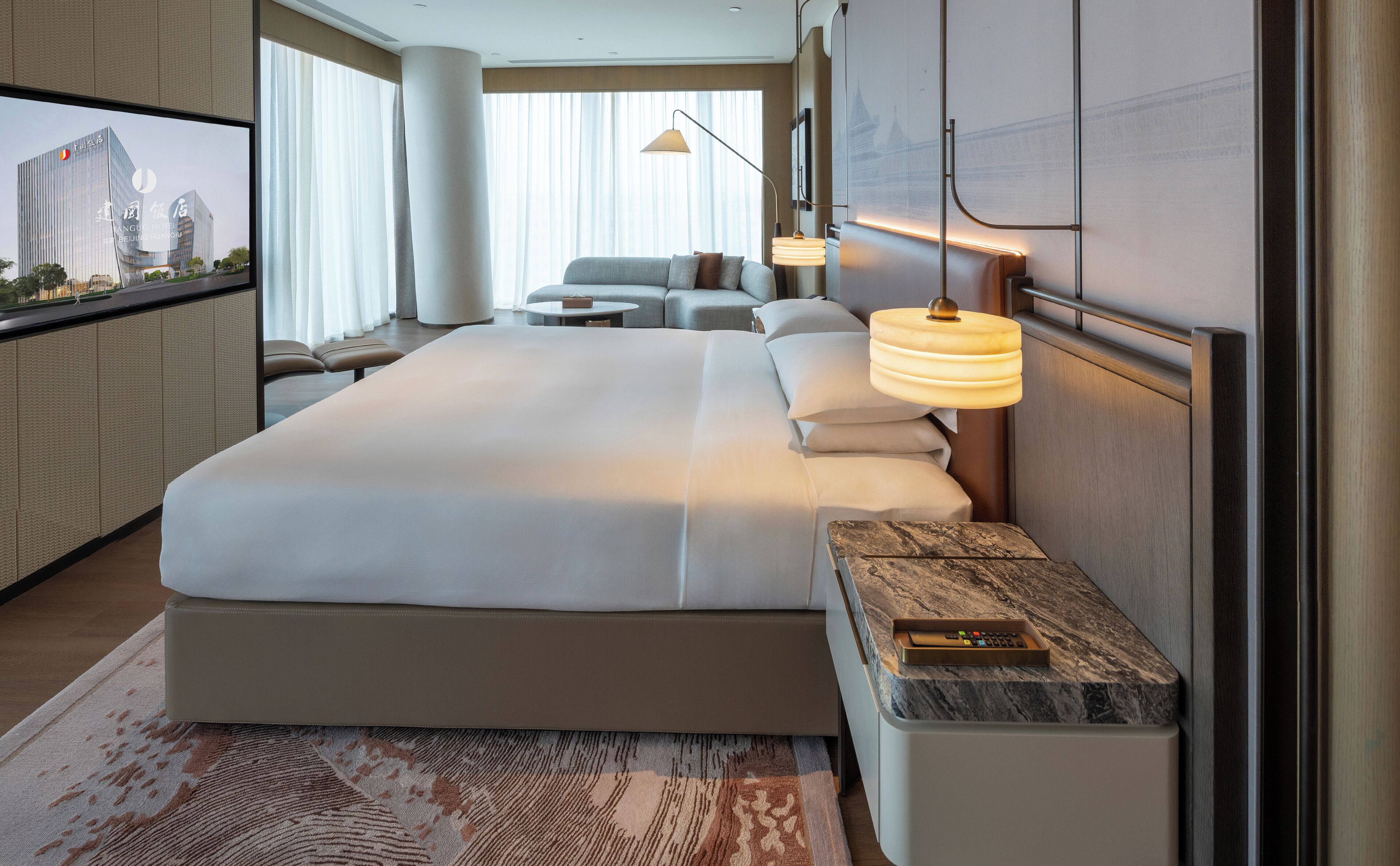 Superior-studio, kaupunkinäköala | Tallelokero huoneessa, äänieristys, silitysrauta/-lauta, ilmainen Wi-Fi