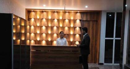 Xenious Opulent Hamirpur