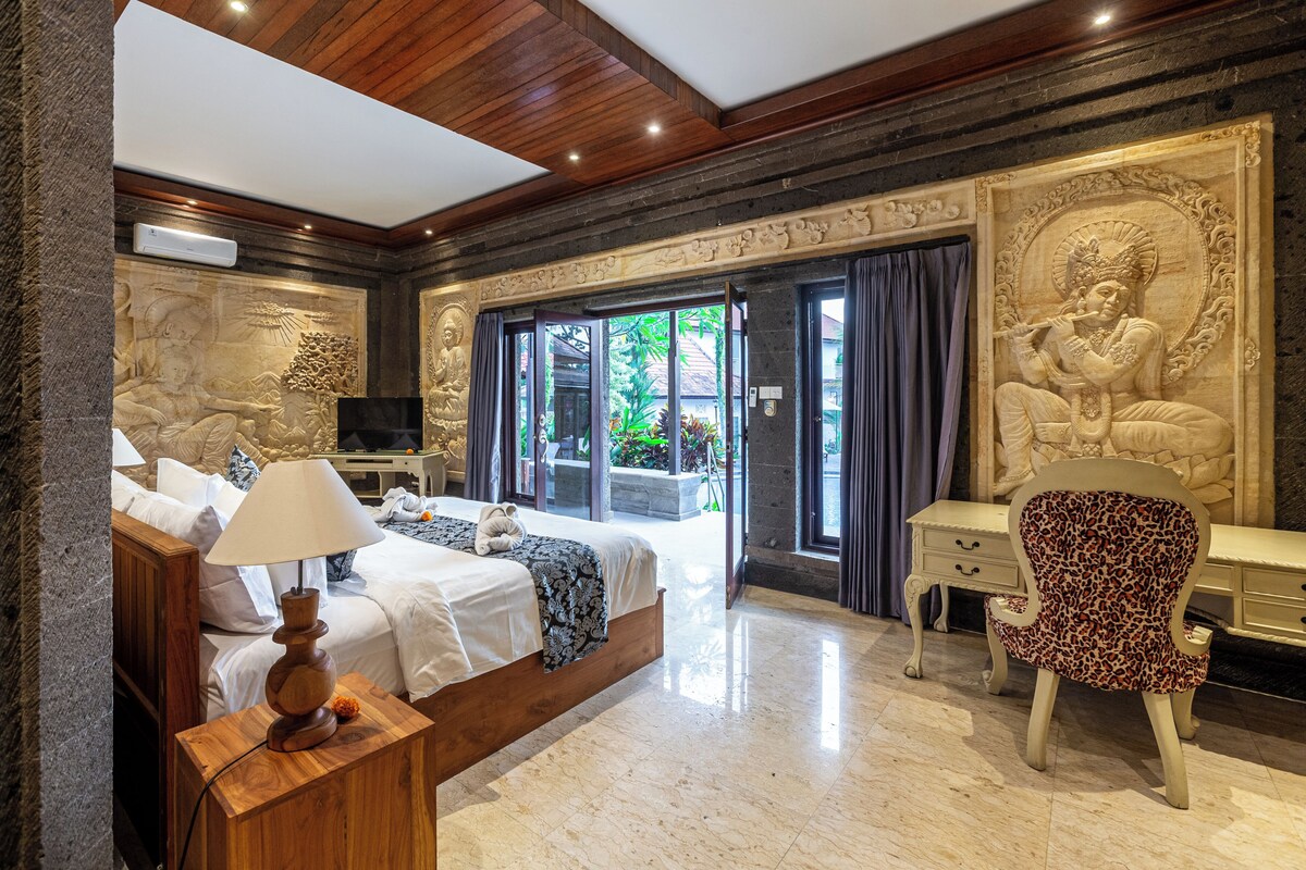 Villa, 1 Bedroom, Non Smoking, Garden Area | Desk, iron/ironing board (on request), free WiFi, bed sheets
