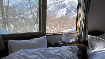 Twin Room, Non Smoking, Mountain View | Free WiFi