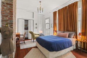 Bügeleisen/Bügelbrett, Reisekinderbett, WLAN, Bettwäsche