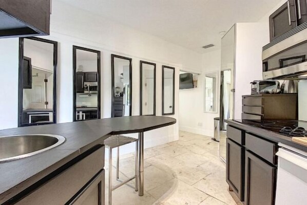 Room - PgaVillageResort by AmericanVacationLiving 1 Br (Port St. Lucie)