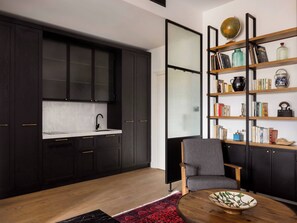 Junior Suite (Bor) | In-room safe, bed sheets