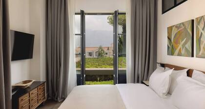 Centrale Lustica Bay By Angsana