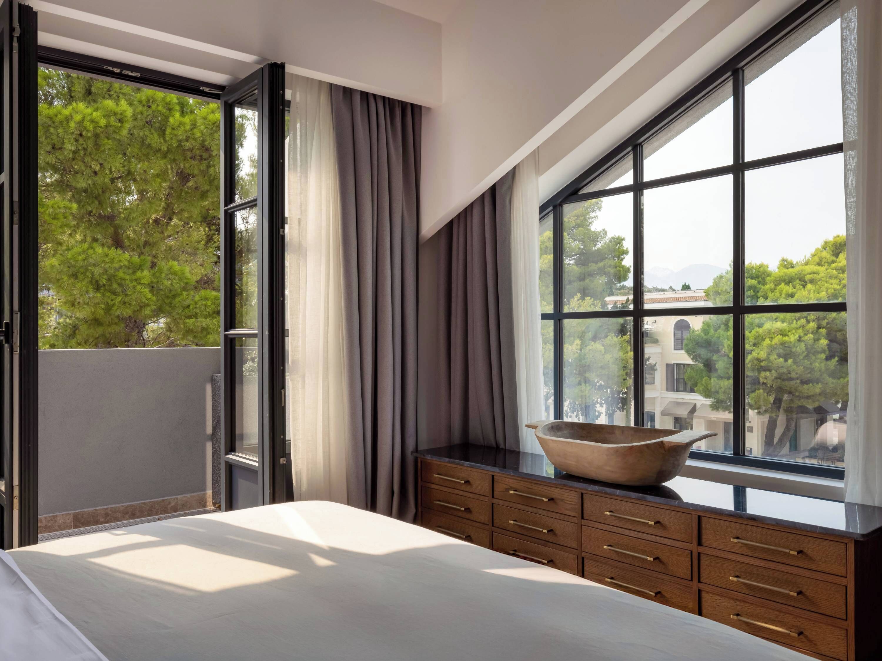 Kamer, hoek (Svjetlo) | Uitzicht vanuit de kamer