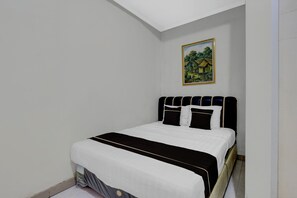Bed sheets - OYO 94935 Rahayu Homestay (Mangunan)
