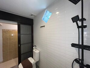 Suite superior | Escritorio, espacio para trabajar con laptop y wifi gratis 