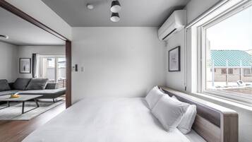 デスク、アイロン / アイロン台、WiFi (無料)