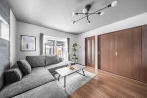 บริเวณนั่งเล่น