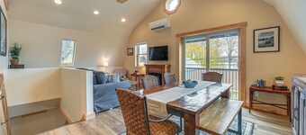 Ultimate Relaxation! Lake-View Cottage in Bradford