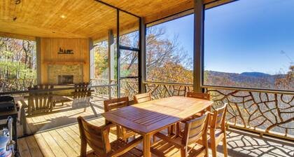 Near Waterfalls: Scenic Highlands Group Getaway!