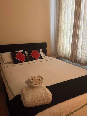 Shared Dormitory, 1 Bedroom, Smoking | 1 bedroom - Room-private Room Tyne & Wear (Sunderland)