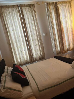 Shared Dormitory, 1 Bedroom, Smoking | 1 bedroom - Room-private Room Tyne & Wear (Sunderland)