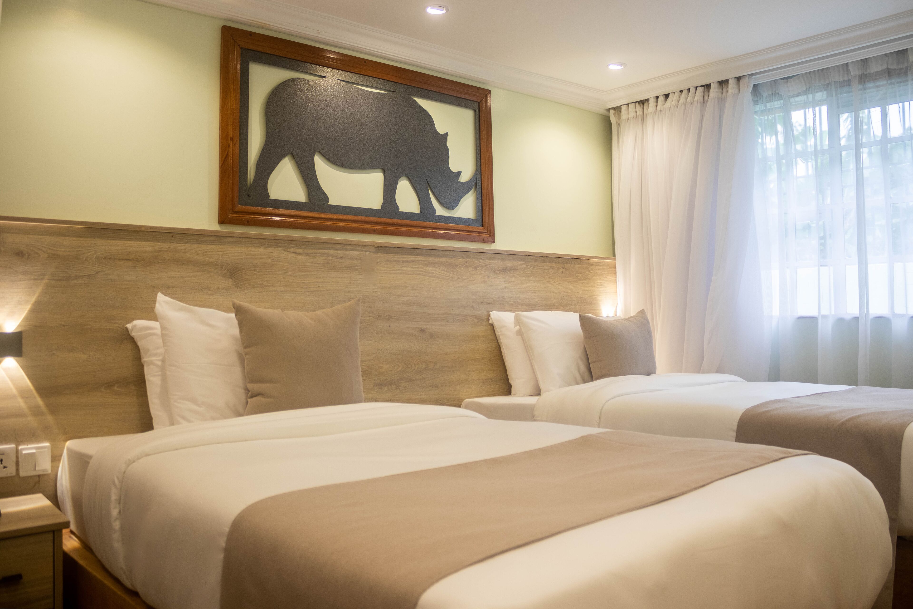 خزنة داخل الغرفة وواي فاي مجانًا وملاءات أسرّة