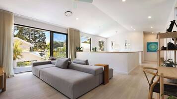 TV, fireplace, books, offices