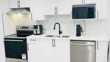 Microwave, oven, stovetop, dishwasher