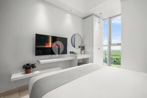 Apartment, 1 Bedroom, Ocean View | Desk, laptop workspace, iron/ironing board, free WiFi - Ocehala by Kozystay - PIK (Jakarta)