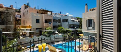 Deluxe villa, uitzicht op zee | Uitzicht vanaf balkon