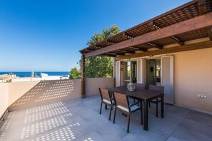 Villa Deluxe - havsutsikt | Terrass/Patio