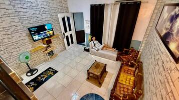 Appartement, 2 slaapkamers, roken, balkon | Woonkamer