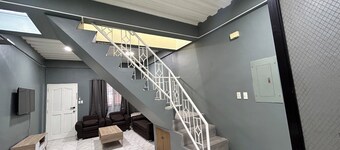 Axon Cozy Modern Home #N Near The Walking Street