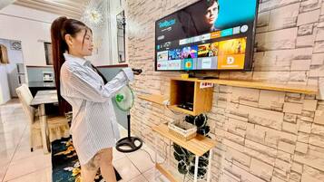 Apartment, 2 Bedrooms, Smoking, Balcony | Room amenity