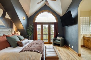 6 Schlafzimmer, Bügeleisen/Bügelbrett, kostenloses WLAN, Bettwäsche