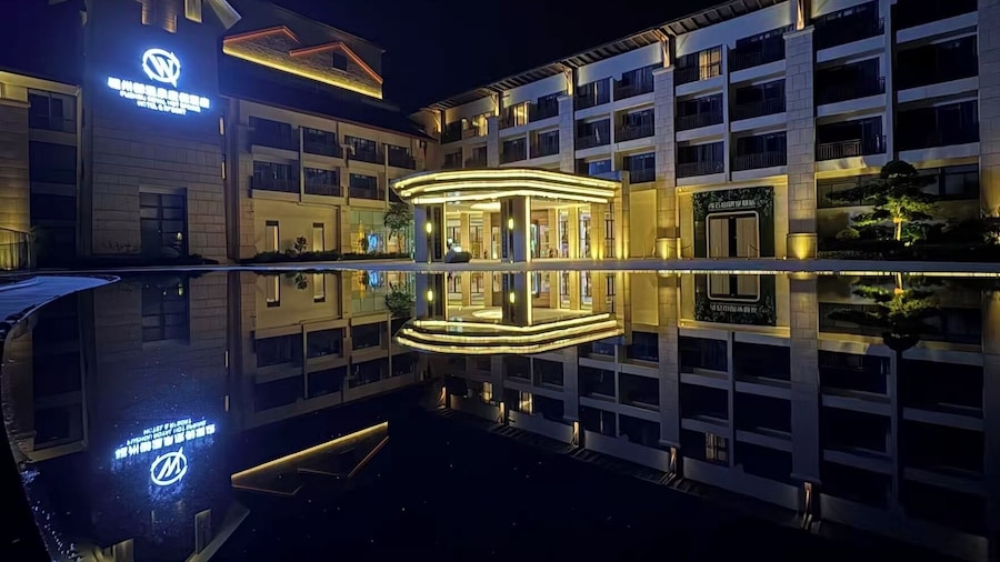 Fuzhou Royal Hot Spring Hotel & Resort