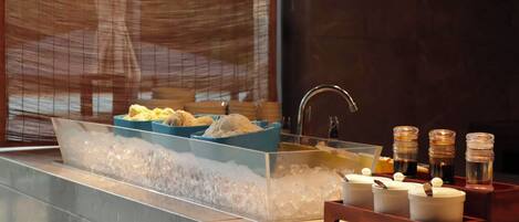 Esmorzar diari d'estil bufet gratuït