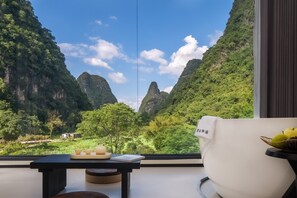 Executive Room | View from room - Karst Scenic Hotel (Guilin)