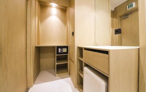 Habitació doble Deluxe | Roba de llit d'alta qualitat i cobrellits