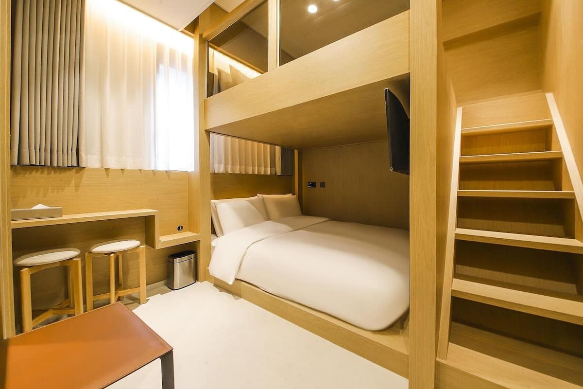 Loft Twin | In-room safe, blackout drapes, soundproofing, free WiFi