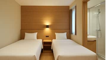 Una cassaforte in camera, tende oscuranti, insonorizzazione