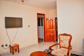 واي فاي مجانًا وملاءات أسرّة