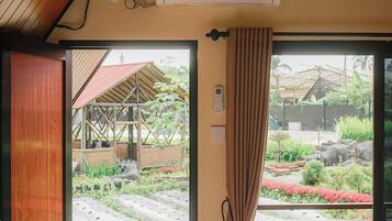 Deluxe-Ferienhaus, Parkblick | Schreibtisch, kostenloses WLAN