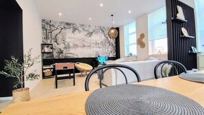 6 bedrooms, iron/ironing board, WiFi, bed sheets - Canopée du Nord - Grand séjour, Wifi, Babyfoot (Roubaix)