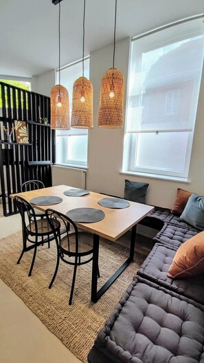 Dining - Canopée du Nord - Grand séjour, Wifi, Babyfoot (Roubaix)