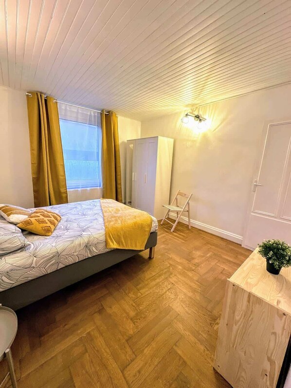 1 makuuhuone, silitysrauta/-lauta, Wi-Fi, vuodevaatteet