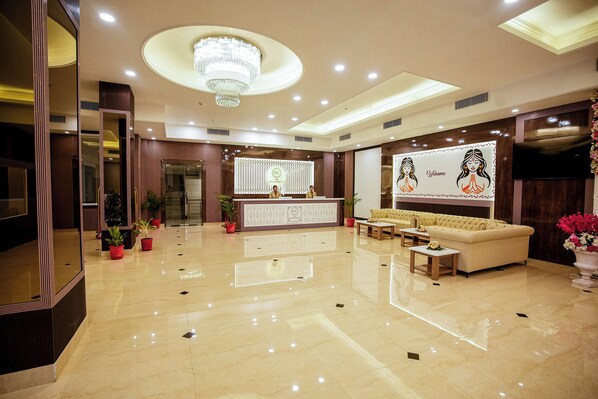 Reception - "The Shiva Continental" , Dehradun - A unit of The Chacha Shri Group (Dehradun)