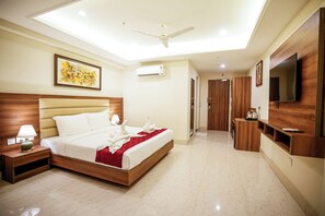 Habitación ejecutiva | Sábanas de algodón egipcio, ropa de cama de alta calidad y edredón 